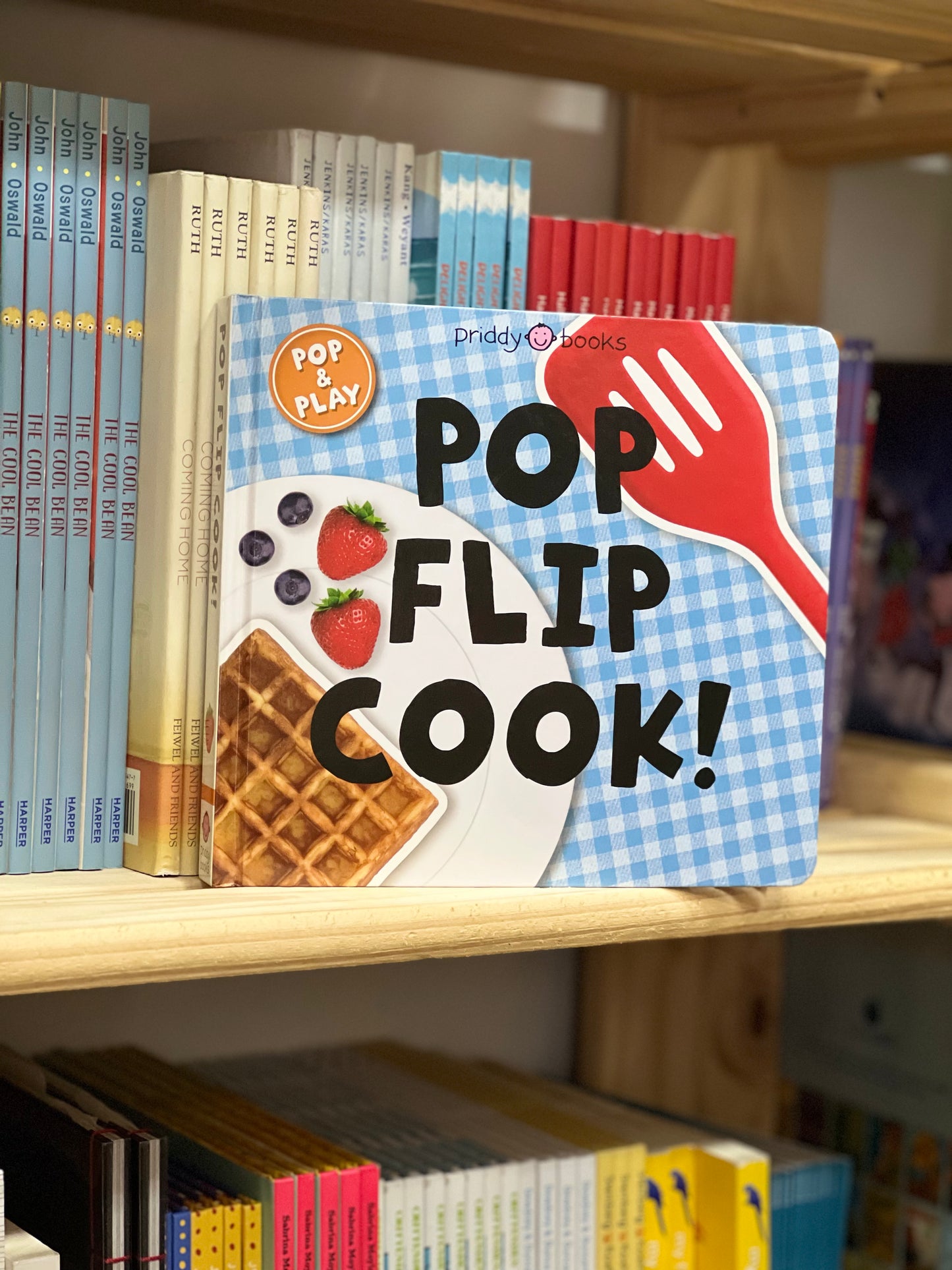 Pop and Play: Pop, Flip, Cook Priddy Books US